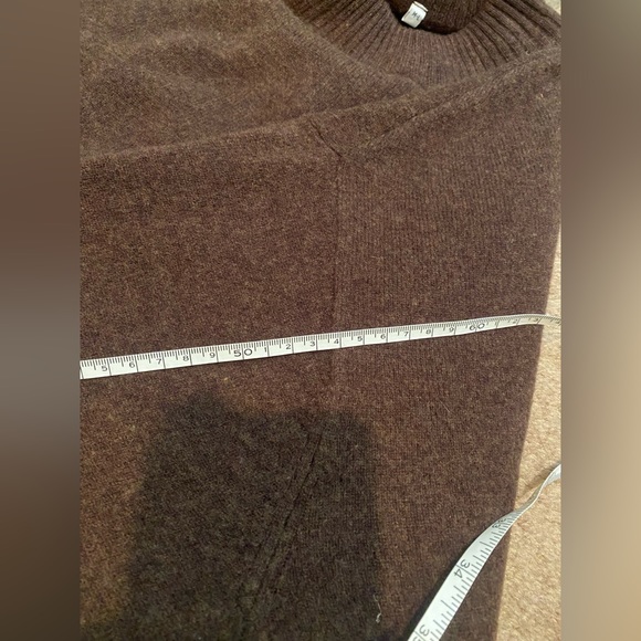 Muji sweater - Picture 3 of 6